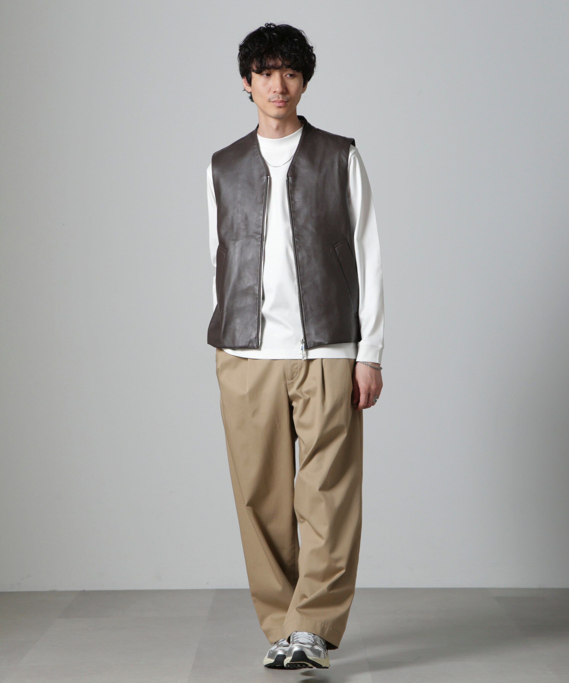 nano･universe「Lamb nappa ジップレザージレ」|ダウンベスト・ベスト|