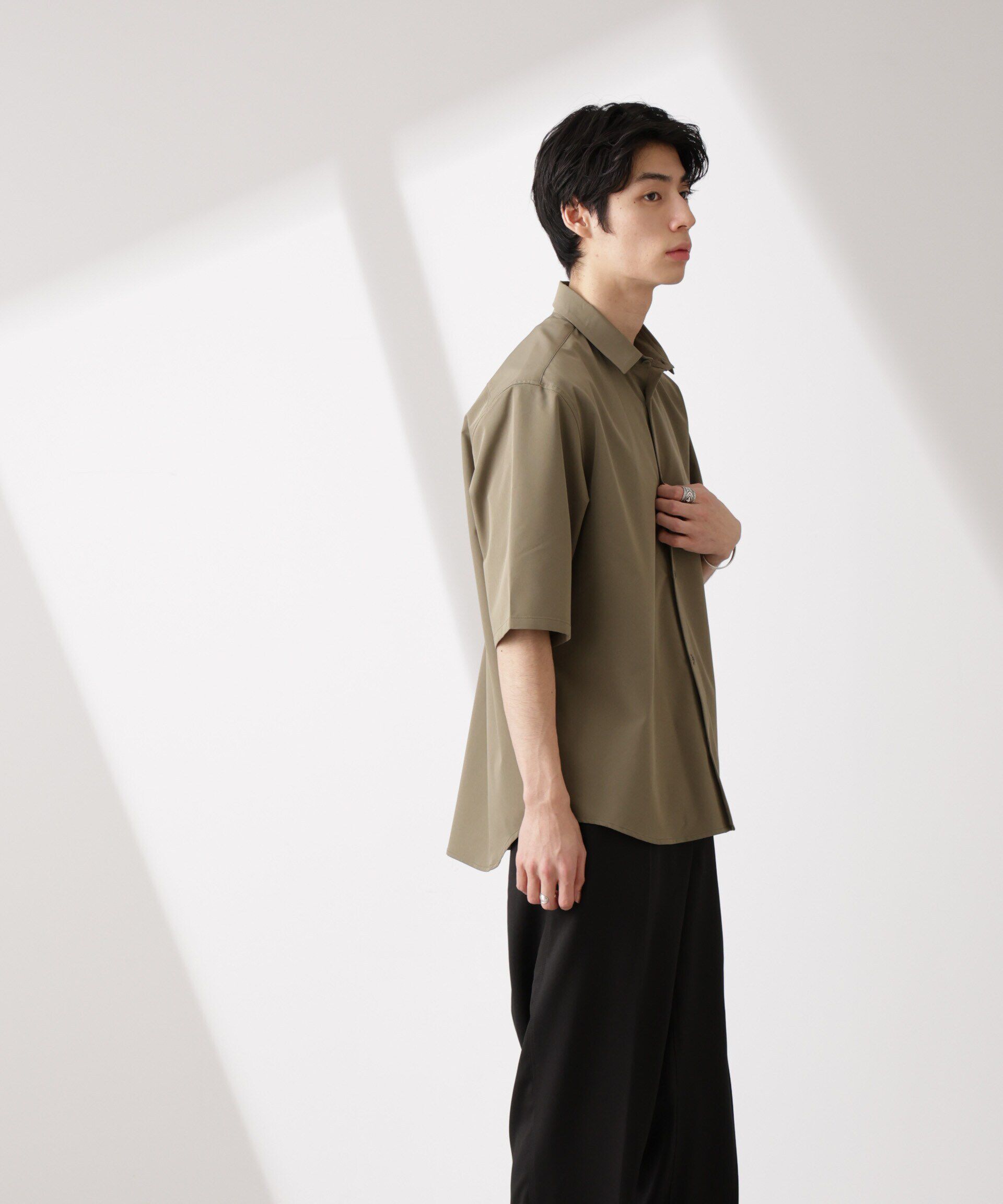 nano･universe「ライトウェイトストレッチ シャツ半袖」|シャツ・ブラウス|