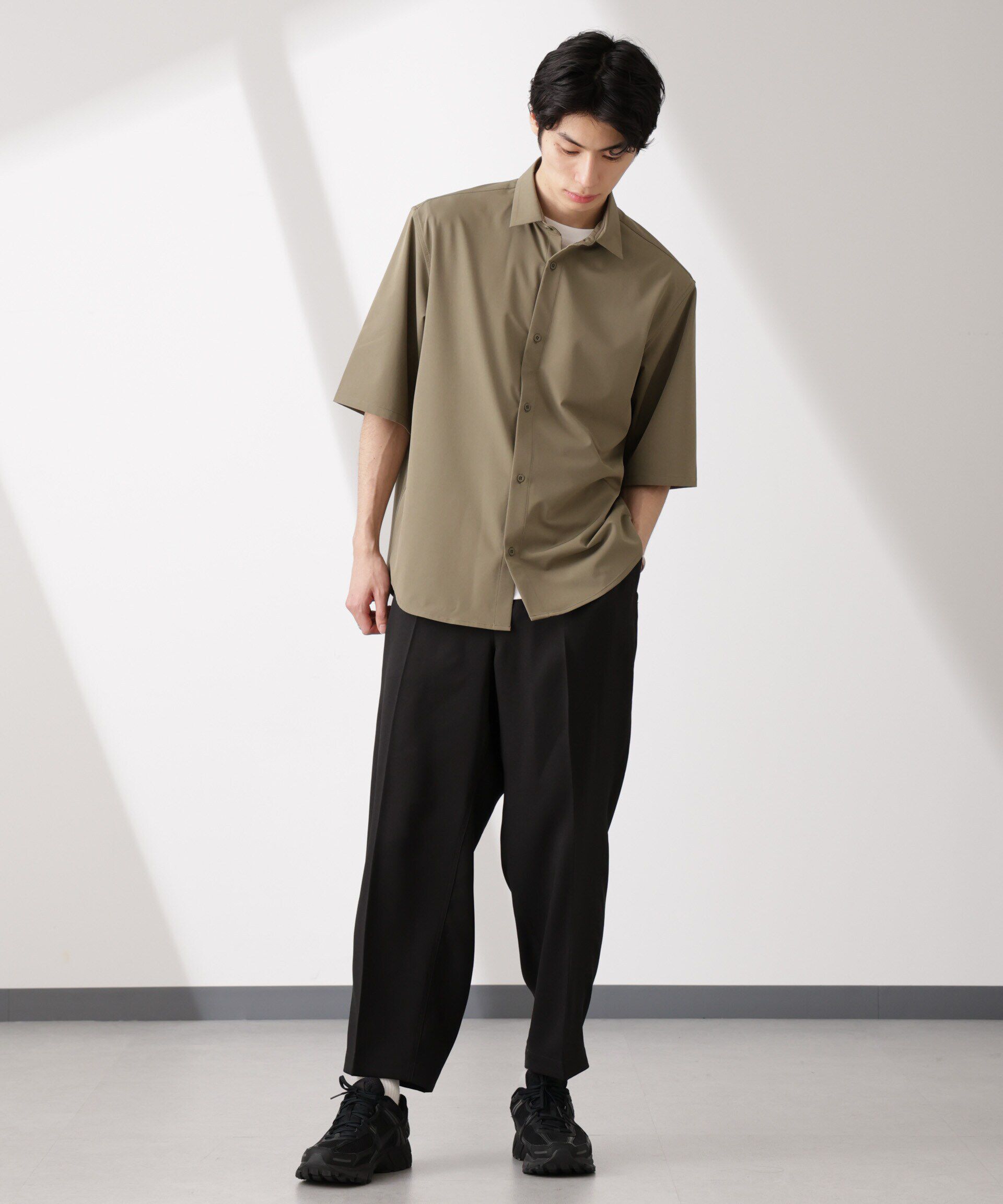 nano･universe「ライトウェイトストレッチ シャツ半袖」|シャツ・ブラウス|