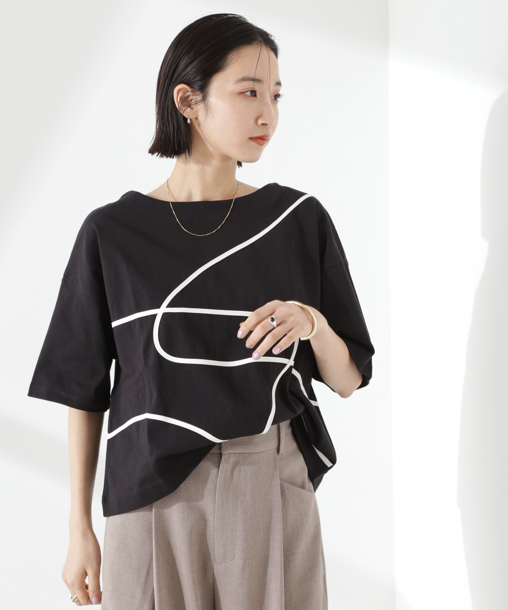 nano･universe「コード刺繍クルーネックカットトップス」|Tシャツ・カットソー|