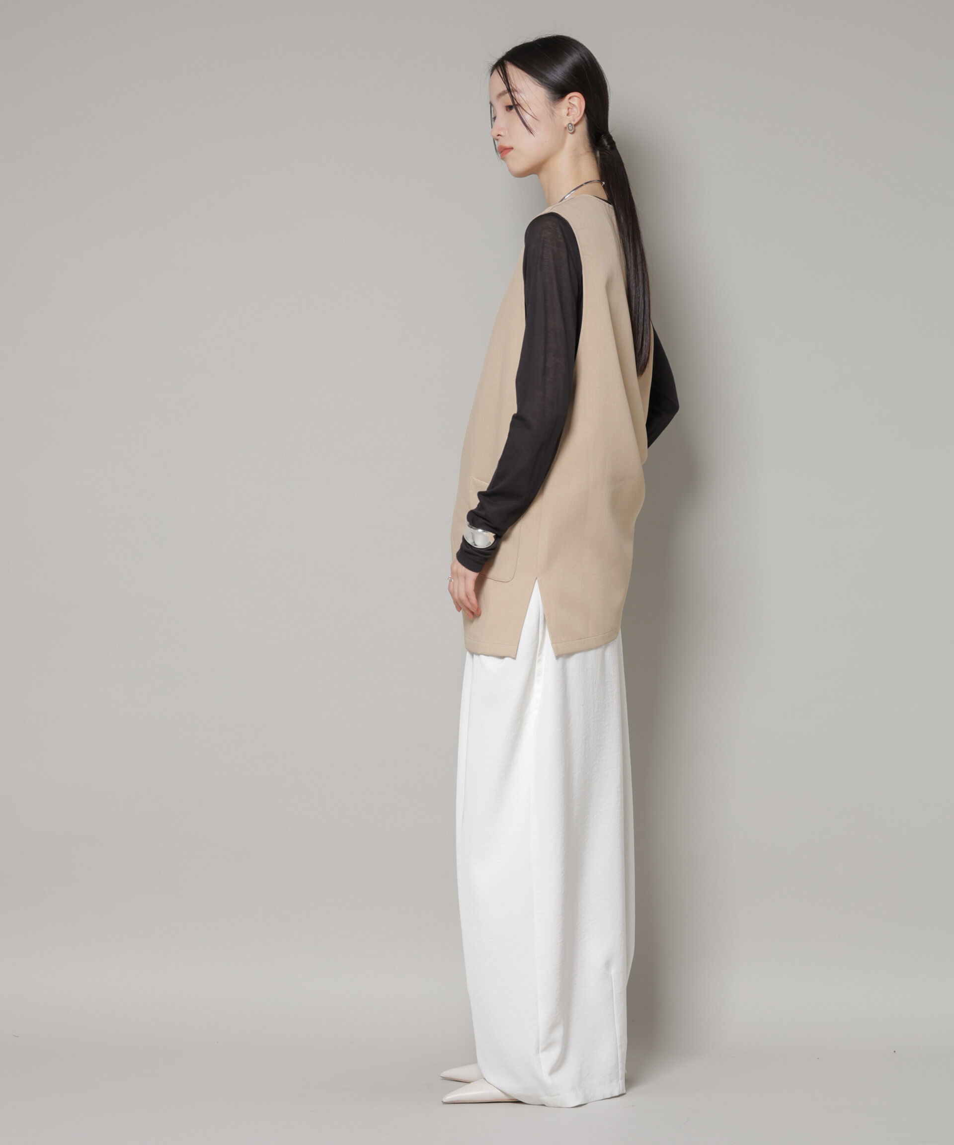 nano･universe「Vネックベスト&times;ハーフパンツ セットアップ」|ワンピース|