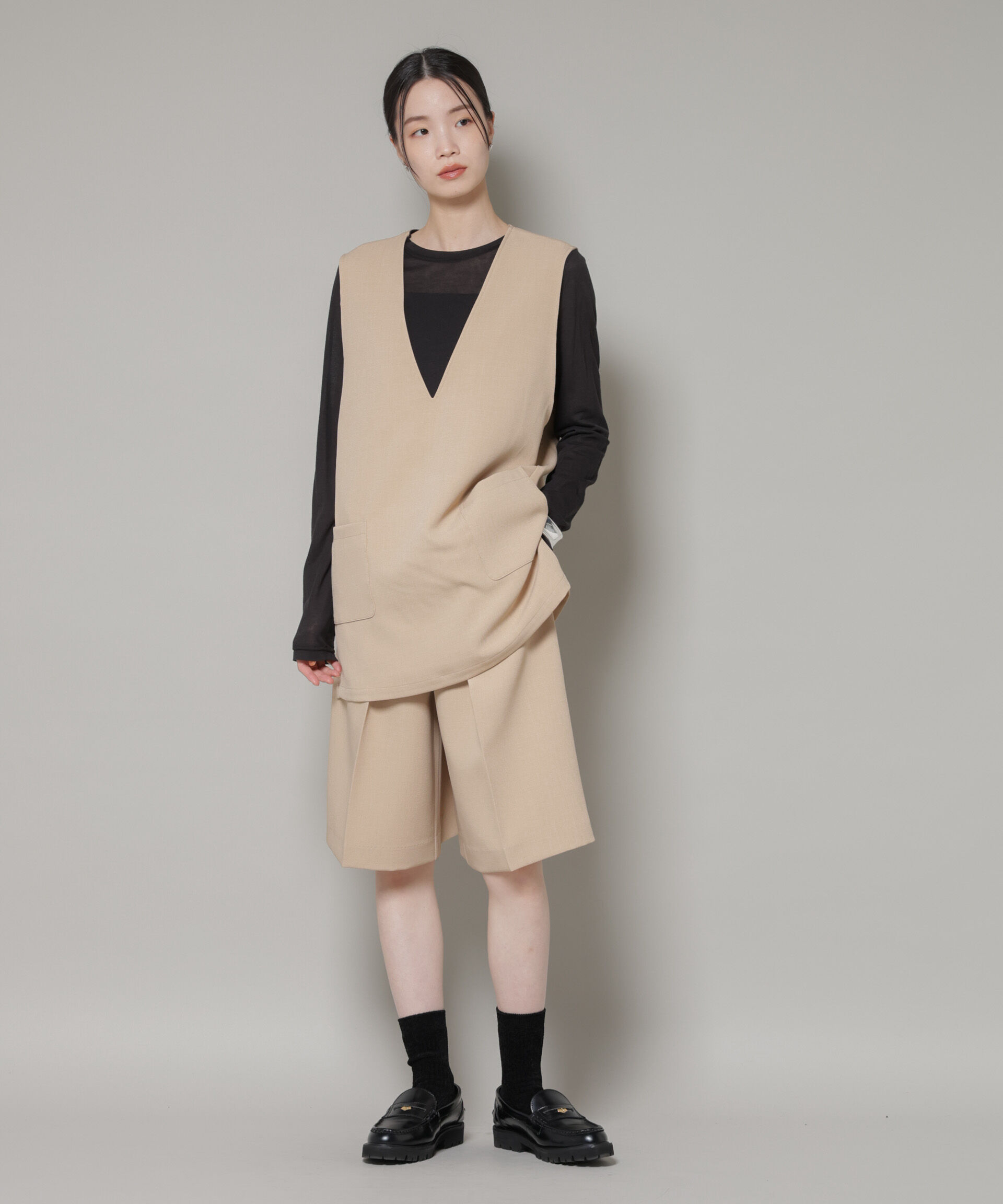 nano･universe「Vネックベスト&times;ハーフパンツ セットアップ」|ワンピース|