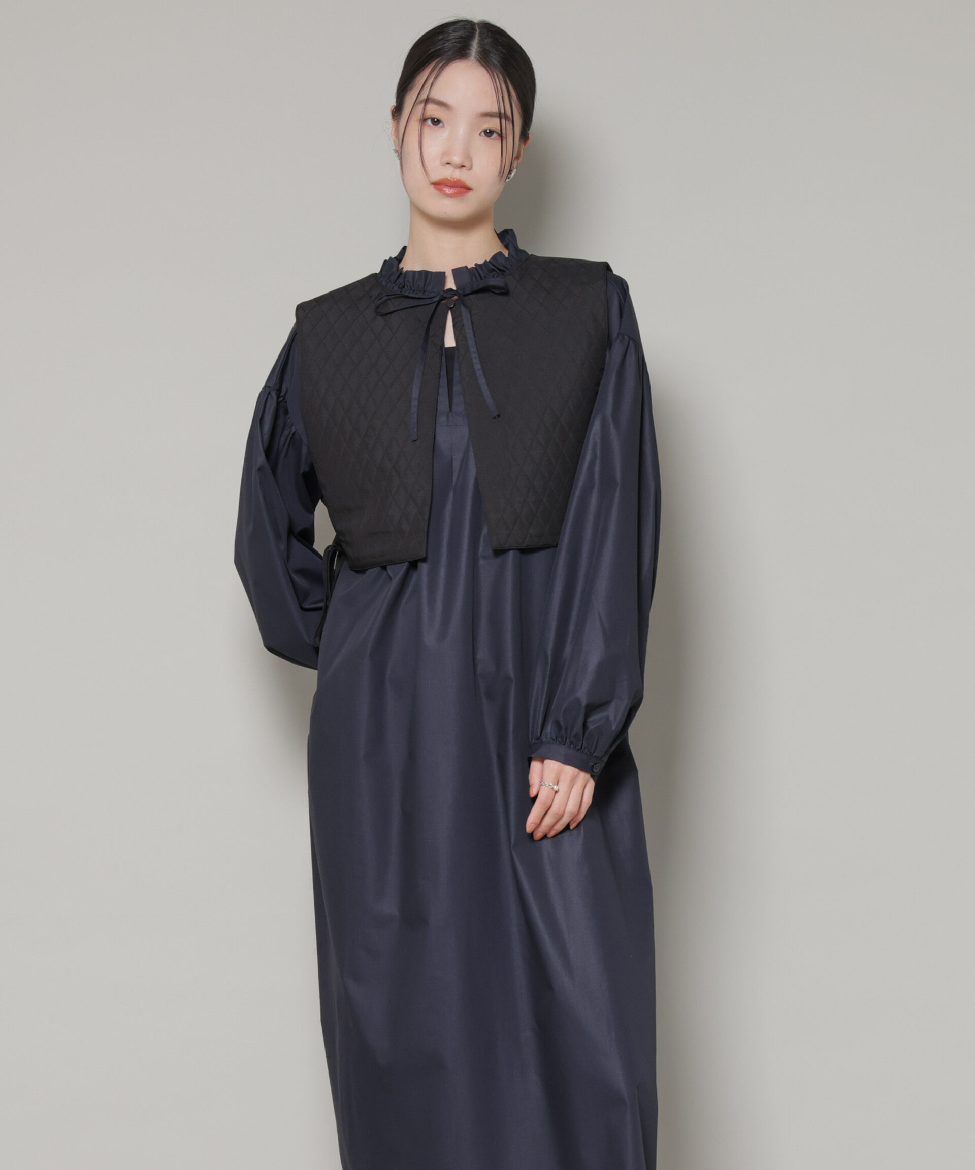 nano･universe「キルティングベスト&times;ギャザーワンピース アンサンブルセット」|ワンピース|