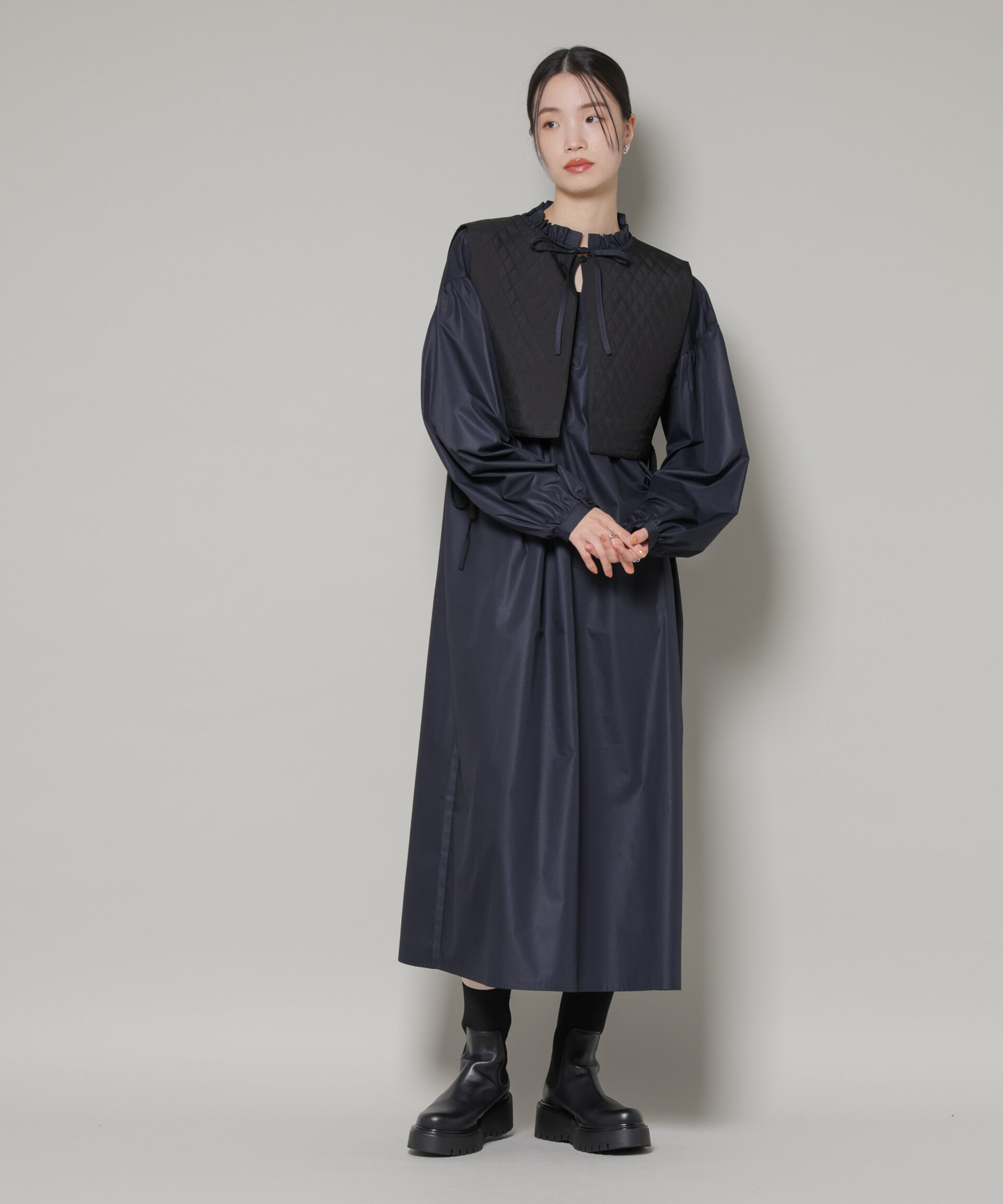 nano･universe「キルティングベスト&times;ギャザーワンピース アンサンブルセット」|ワンピース|