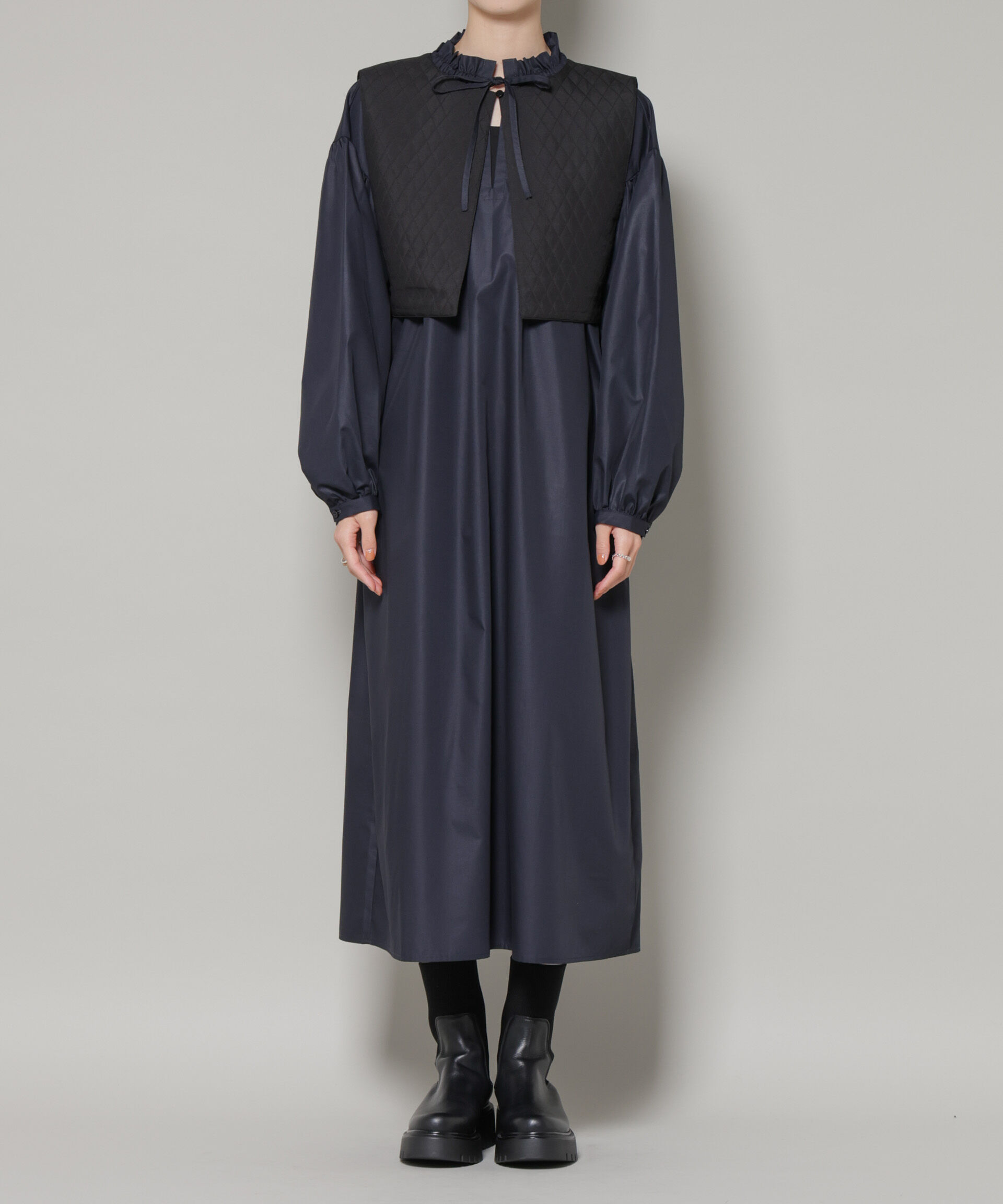 nano･universe「キルティングベスト&times;ギャザーワンピース アンサンブルセット」|ワンピース|