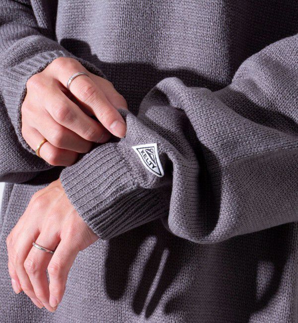 GLOSTER「【限定展開】【KELTY&times;GLOSTER】別注 ジャガード クルーネックニットプルオーバー」|ニット・セーター|