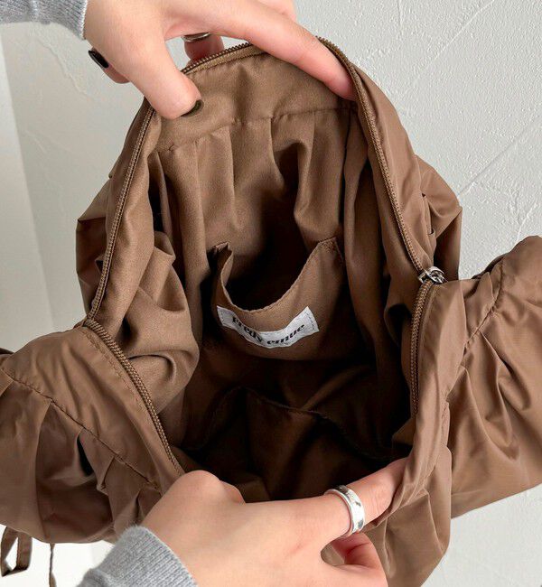 fredy emue「シャーリングクロワッサンショルダーバッグ」|ショルダー・メッセンジャー|