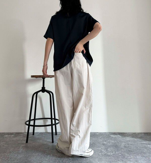 fredy emue「ナイロンギャザータックパンツ」|チノ|