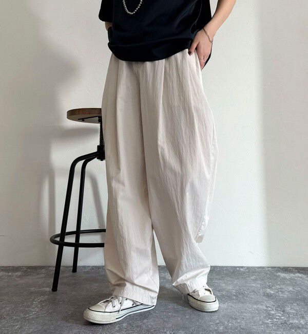 fredy emue「ナイロンギャザータックパンツ」|チノ|