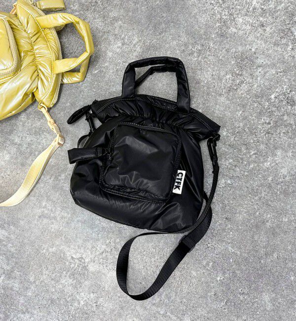 fredy emue「【CASSELINI/キャセリーニ】シャイニークロスポケットバッグ」|ショルダー・メッセンジャー|ブラック