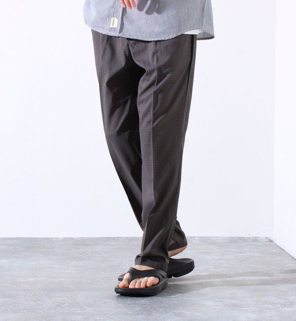 GLOSTER「【GLOSTER/グロスター】メッシュサッカー素材 テーパードイージーパンツ」|チノ|チャコールグレー