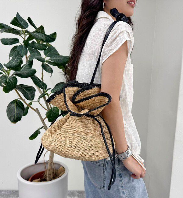 fredy emue「【MADE IN MADE/メイド イン マダ】ANDRY フリルショルダーバック S」|かごバッグ|ブラック