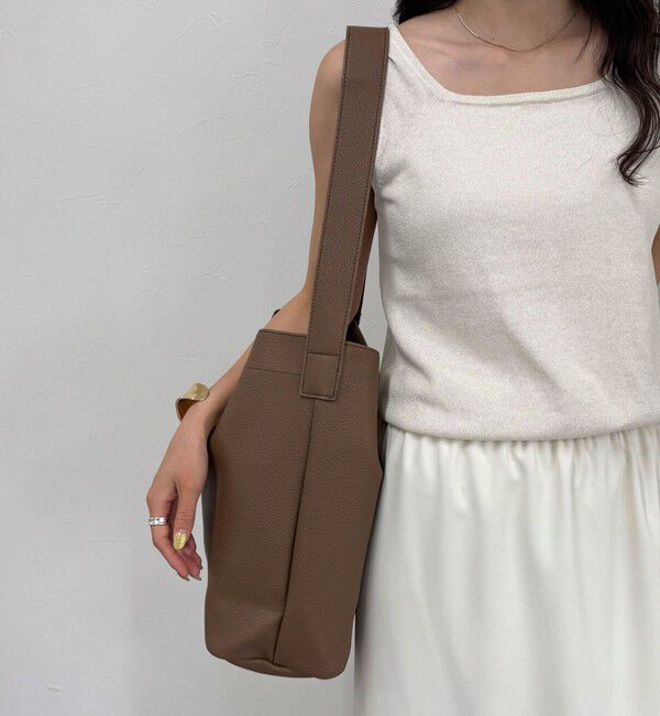 fredy emue「フェイクレザーワンショルバッグ」|ショルダー・メッセンジャー|