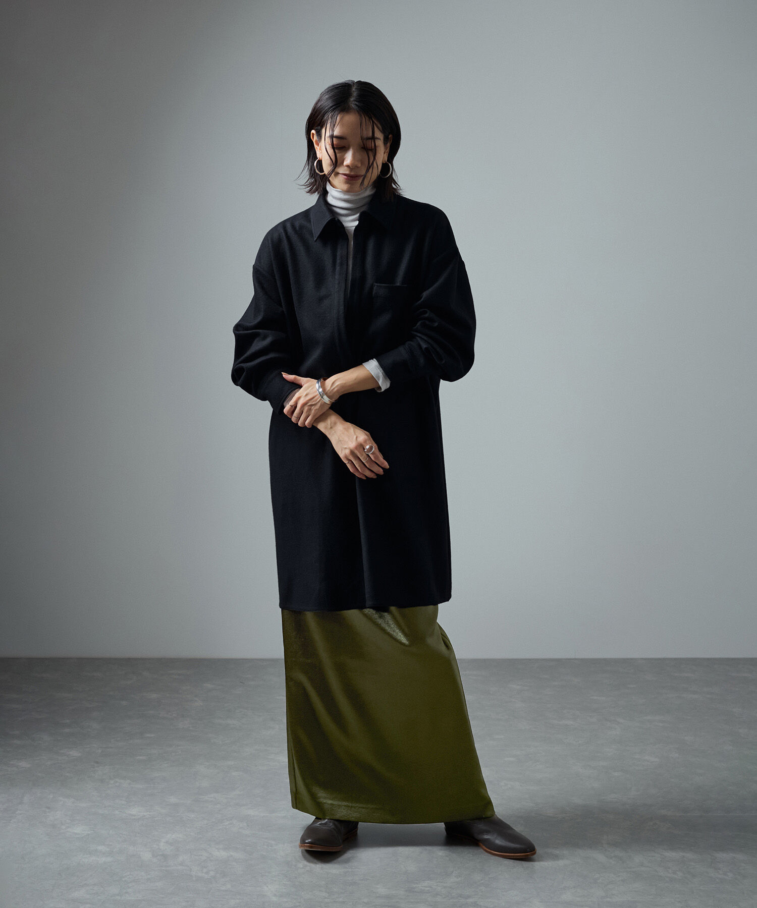 SALON adam et rope'「【追加・サイズ展開あり】シャイニーナロースカート2【洗える】」|スカート|