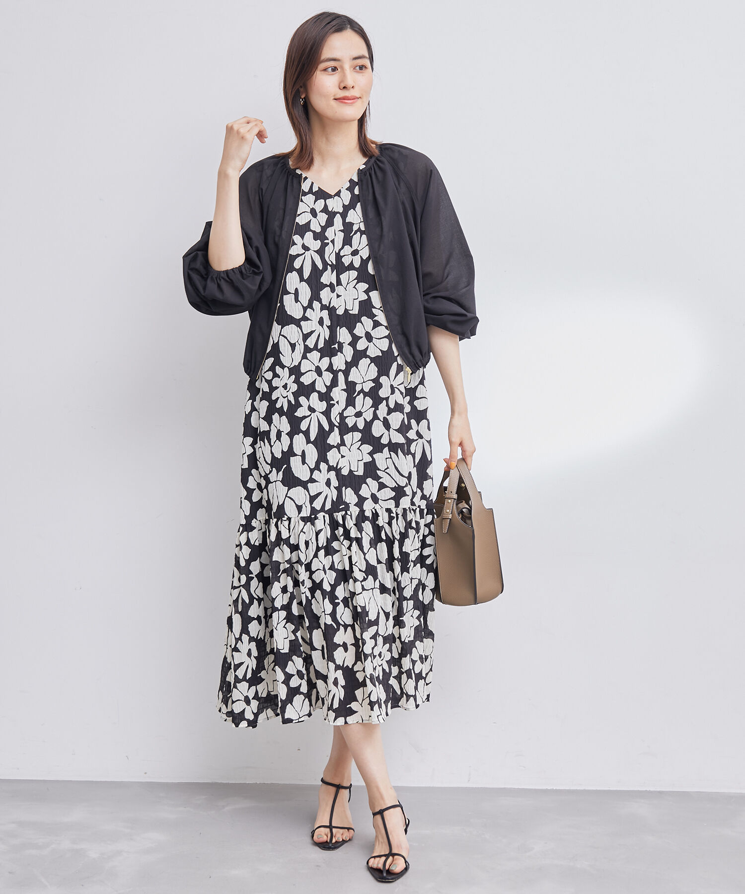 ROPE「プリント＆無地 ティアードワンピース」|ワンピース|ブラック(01)