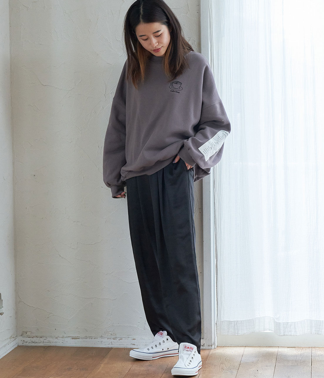 VIS「厚手サテンリラックステーパードパンツ」|その他|