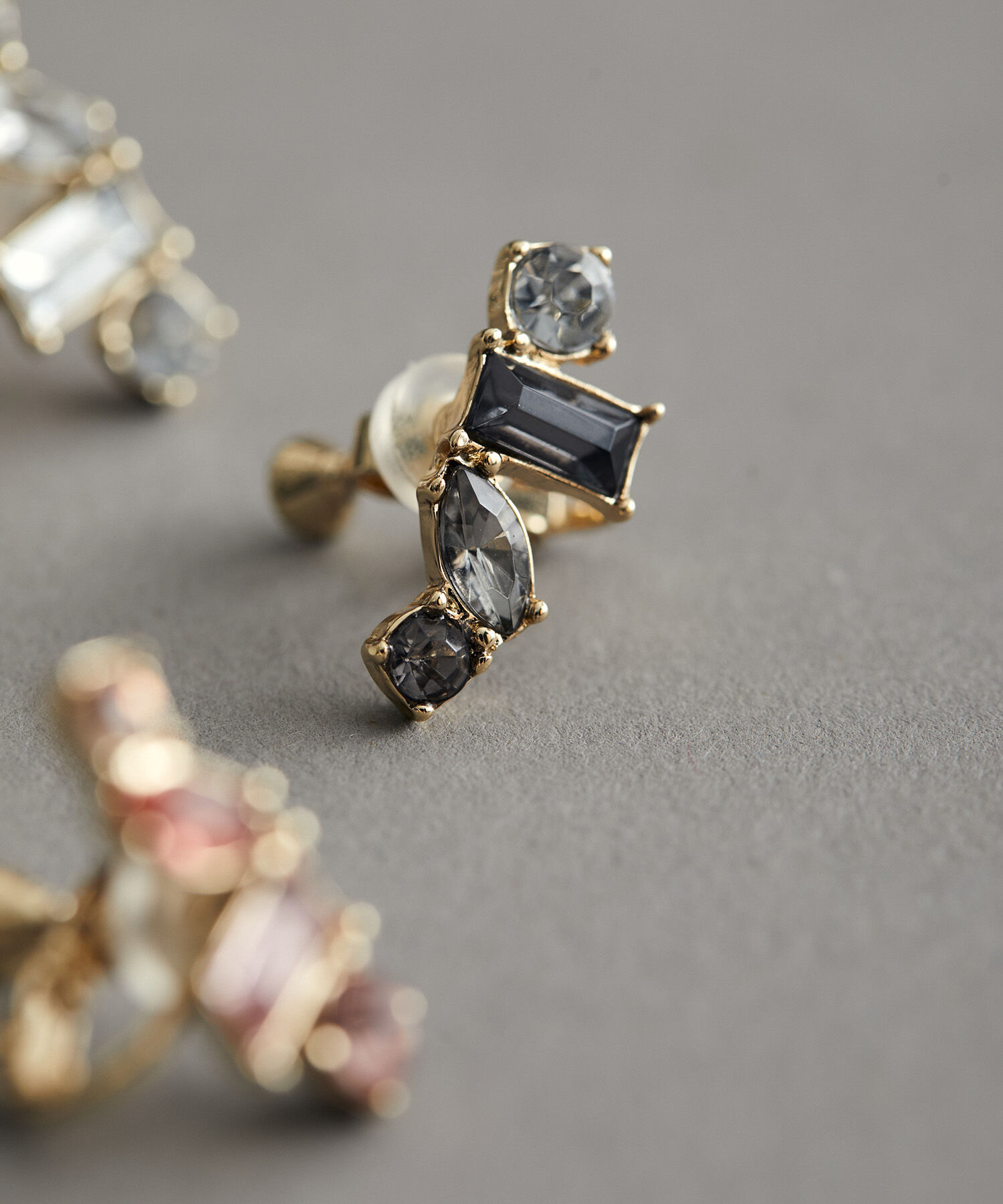 VIS「カラービジュークリップイヤリング」|イヤリング|グレー系(09)