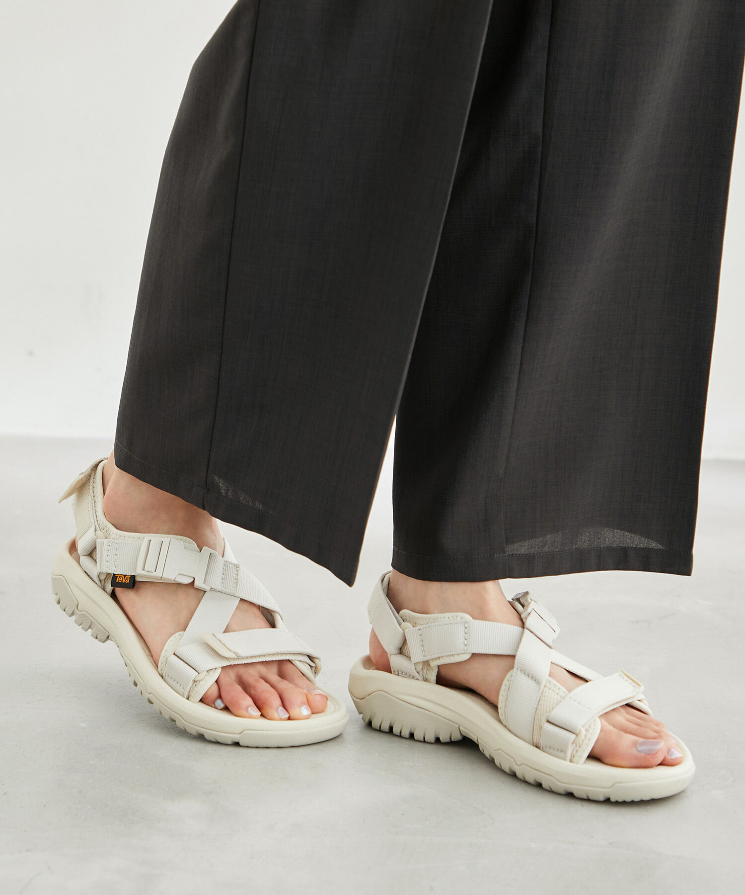 ROPE PICNIC PASSAGE「【WEB限定】【Teva/テバ】 HURRICANE VERGE」|サンダル|グレー系(09)