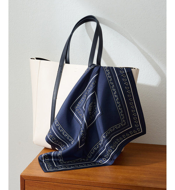  「【le scarf】ペイズリーシルクスカーフ」|バンダナ・スカーフ|ネイビー