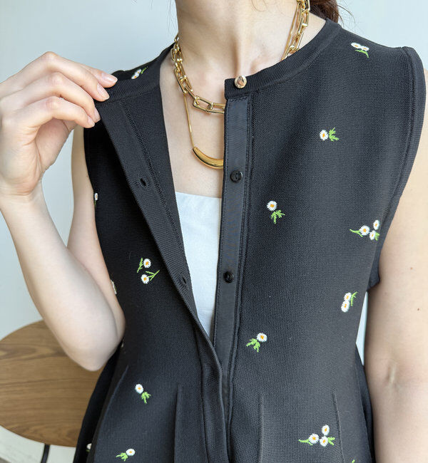 「【WEB限定】刺繍スポンジニットベスト」|ベスト・ジレ|