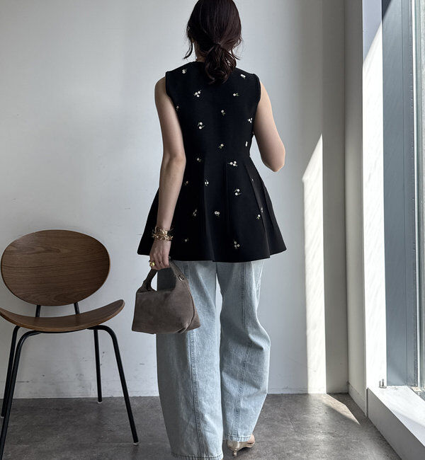  「【WEB限定】刺繍スポンジニットベスト」|ベスト・ジレ|