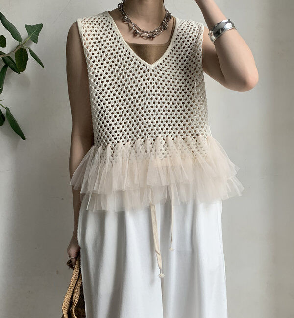  「【WEB限定】裾チュールメッシュニットベスト」|ニット・セーター|