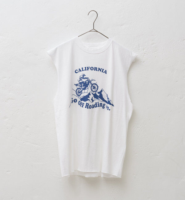  「【WHIMSIC/新色追加】ロゴプリントスリーブレスTシャツ」|キャミソール|