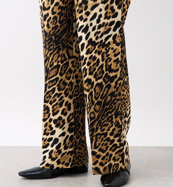  「【存在感◎】アニマルプリントイージーパンツ」|チノ|