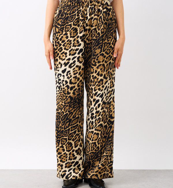  「【存在感◎】アニマルプリントイージーパンツ」|チノ|