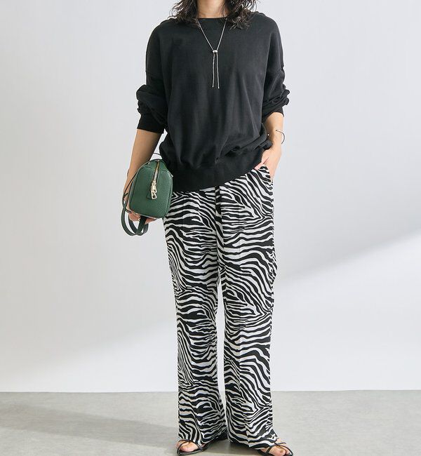  「【存在感◎】アニマルプリントイージーパンツ」|チノ|