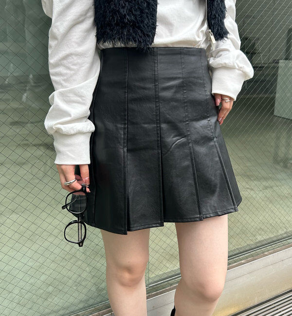 「[mline]レザープリーツミニスカート」|スカート|