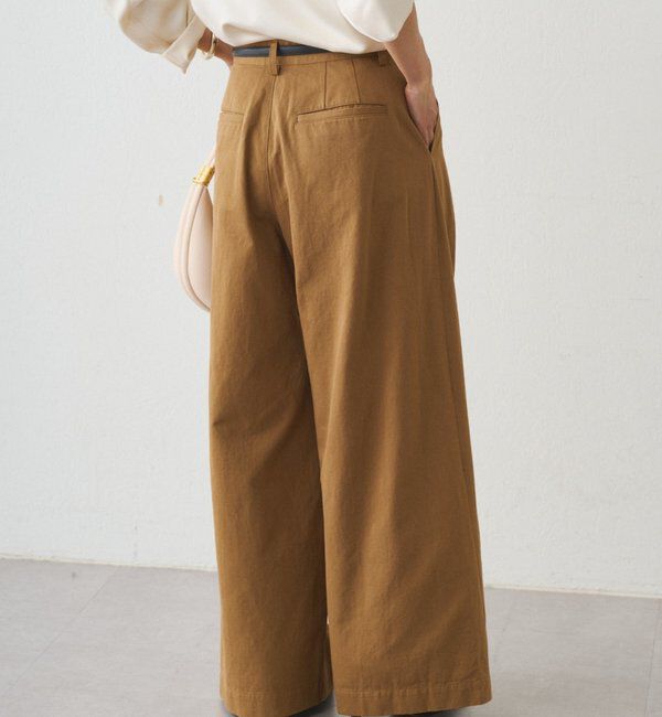  「チノベルトタックパンツ」|チノ|