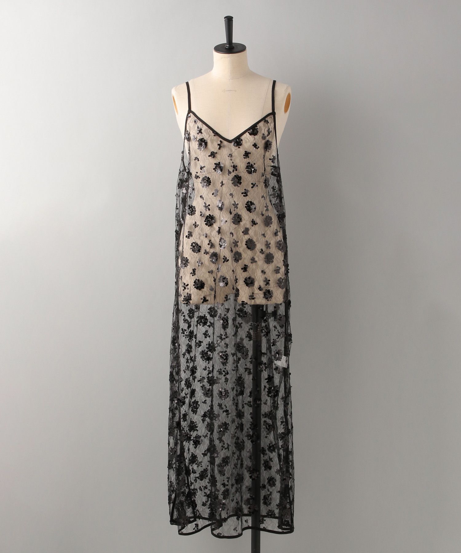 apart by lowrys「スパンコールキャミワンピース」|ワンピース|ブラック