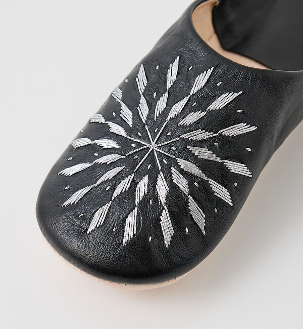 collex「【Fatima morocco】 サブラス刺繍 バブーシュ 羊革 モロッコ製 室」|本・CD・DVD|