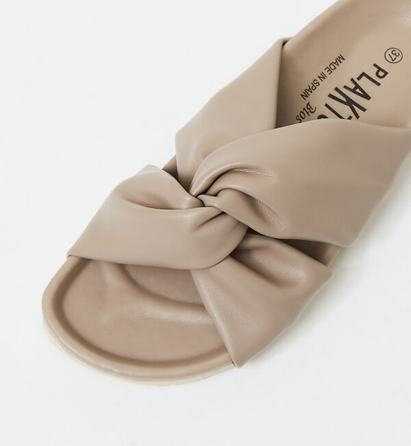 AU BANNISTER「●PLAKTON ツイストベルト フットベッドサンダル」|サンダル|