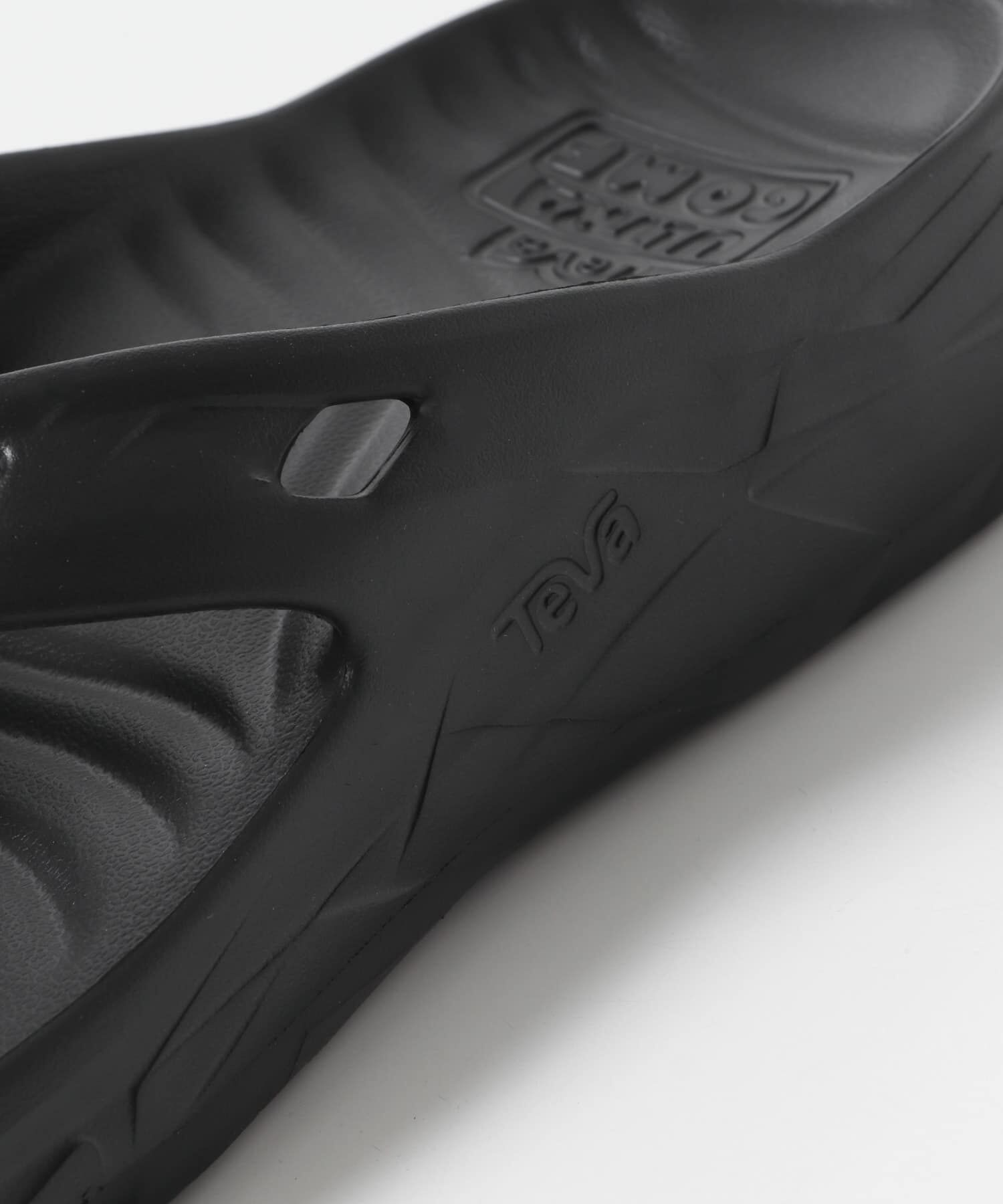 URBAN RESEARCH DOORS「Teva　APRETRAIL FLIP」|サンダル|