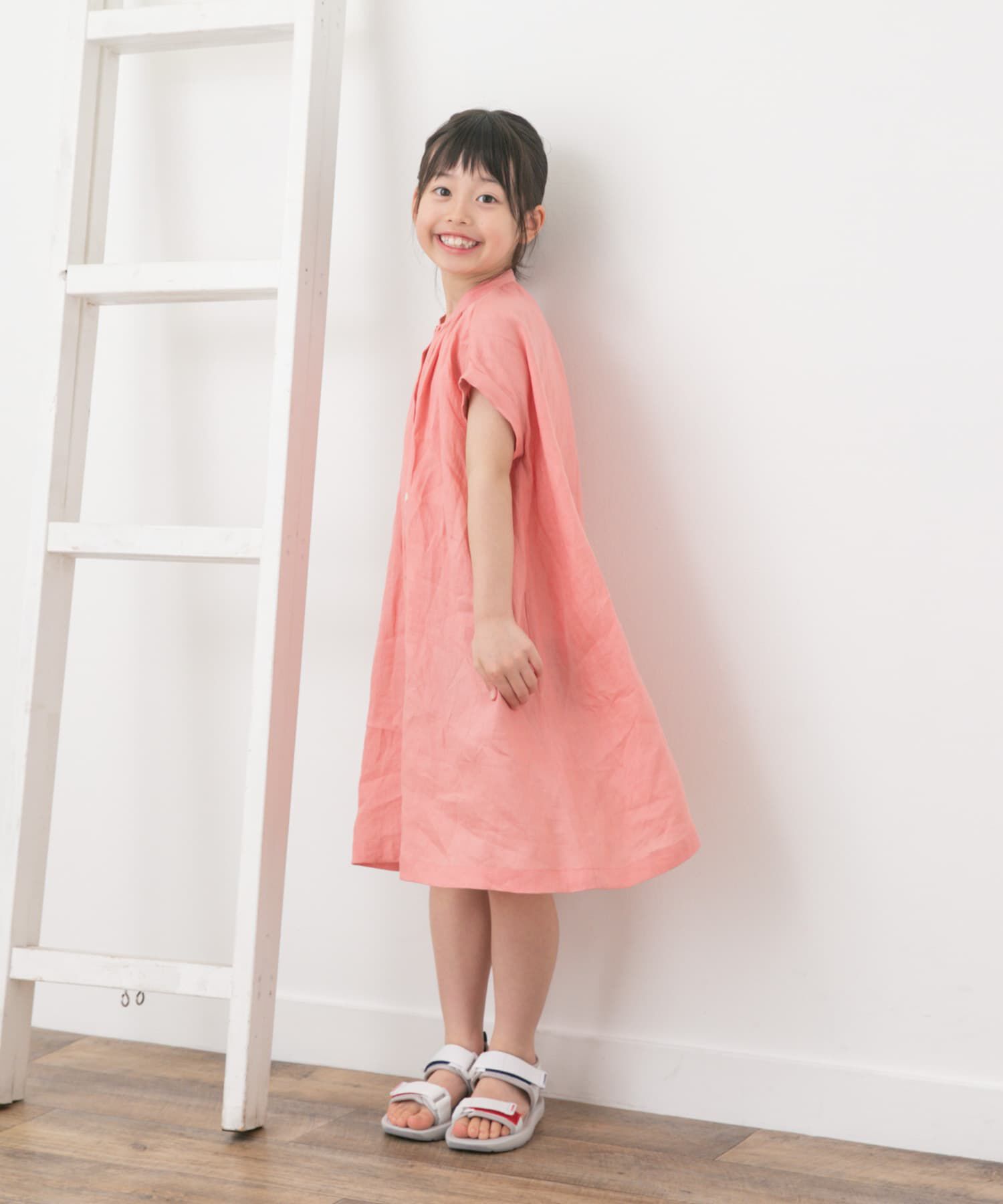 URBAN RESEARCH DOORS「『親子リンク』リネンギャザーワンピース(KIDS)」|ワンピース|