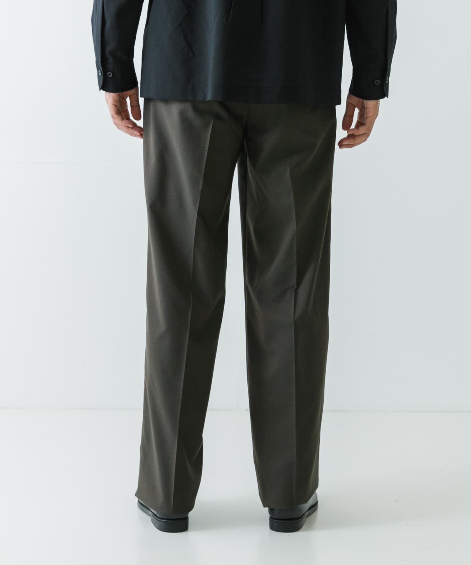 URBAN RESEARCH「『別注』BROOKS BROTHERS&times;UR　TWO INTUCK TROUSERS」|その他|