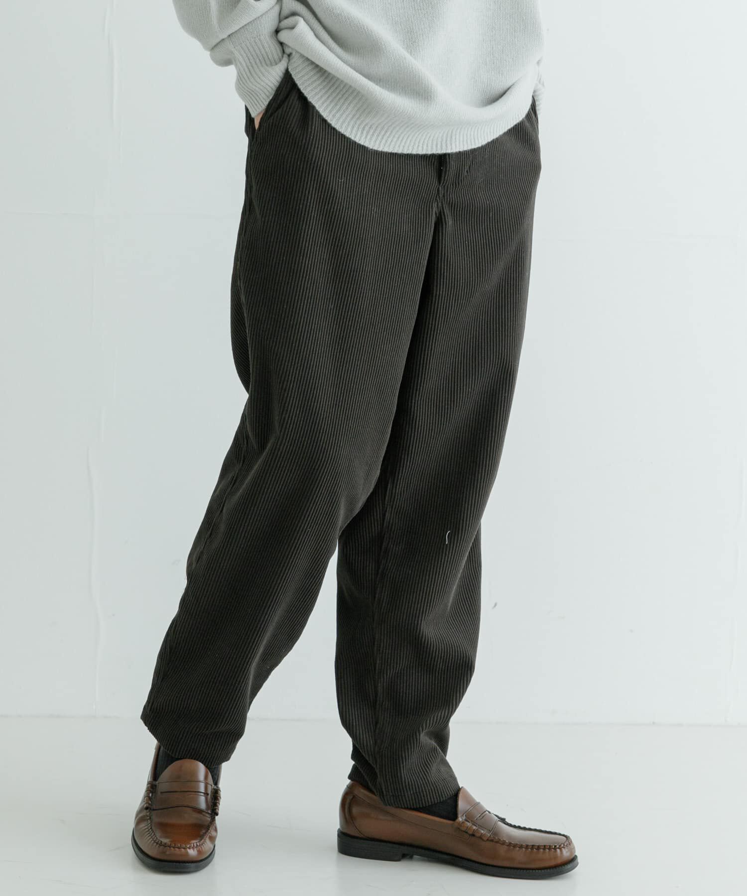 URBAN RESEARCH「『セットアップ対応』new basic SOLOTEXコーデュロイイージーパンツ」|その他|