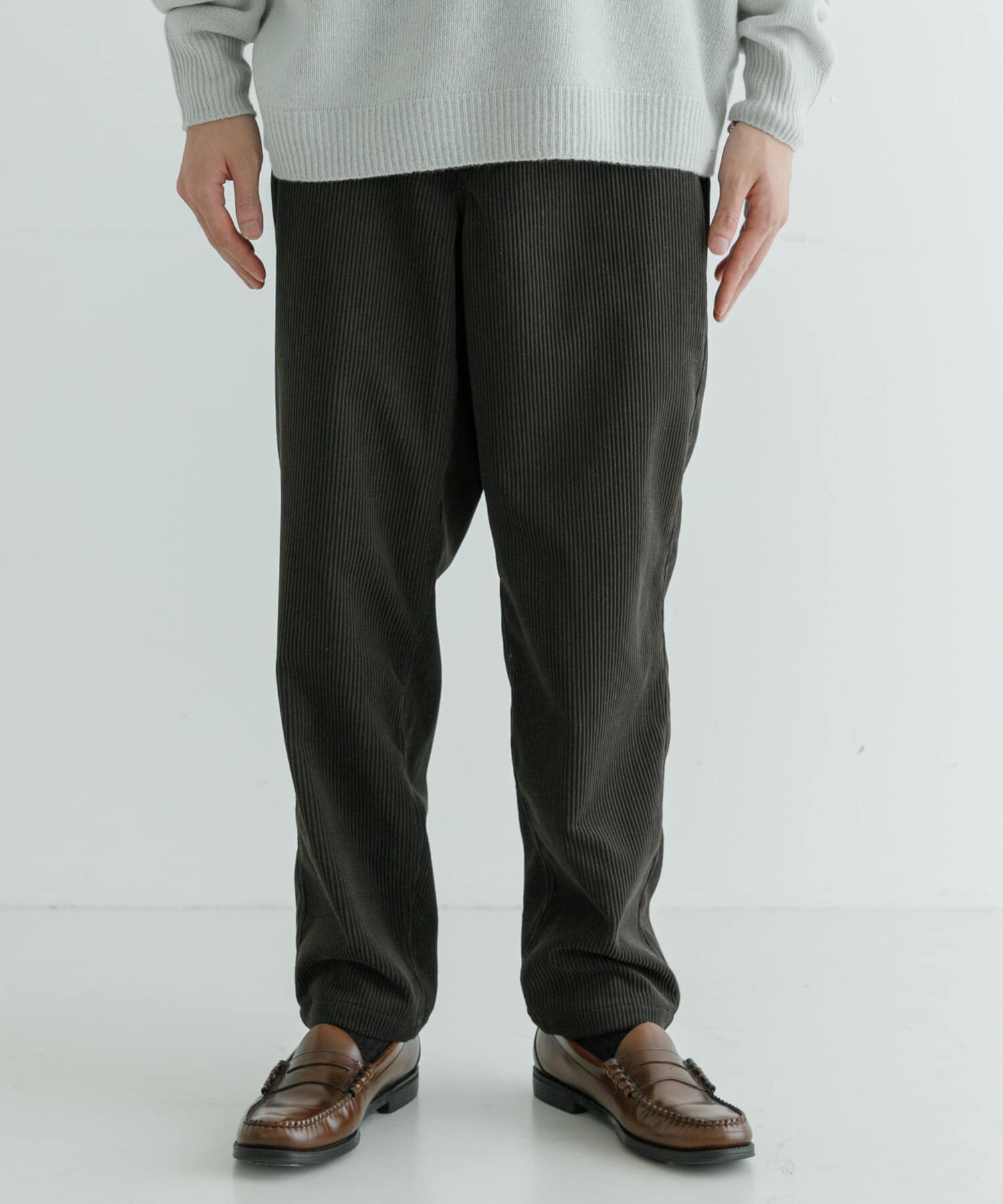 URBAN RESEARCH「『セットアップ対応』new basic SOLOTEXコーデュロイイージーパンツ」|その他|