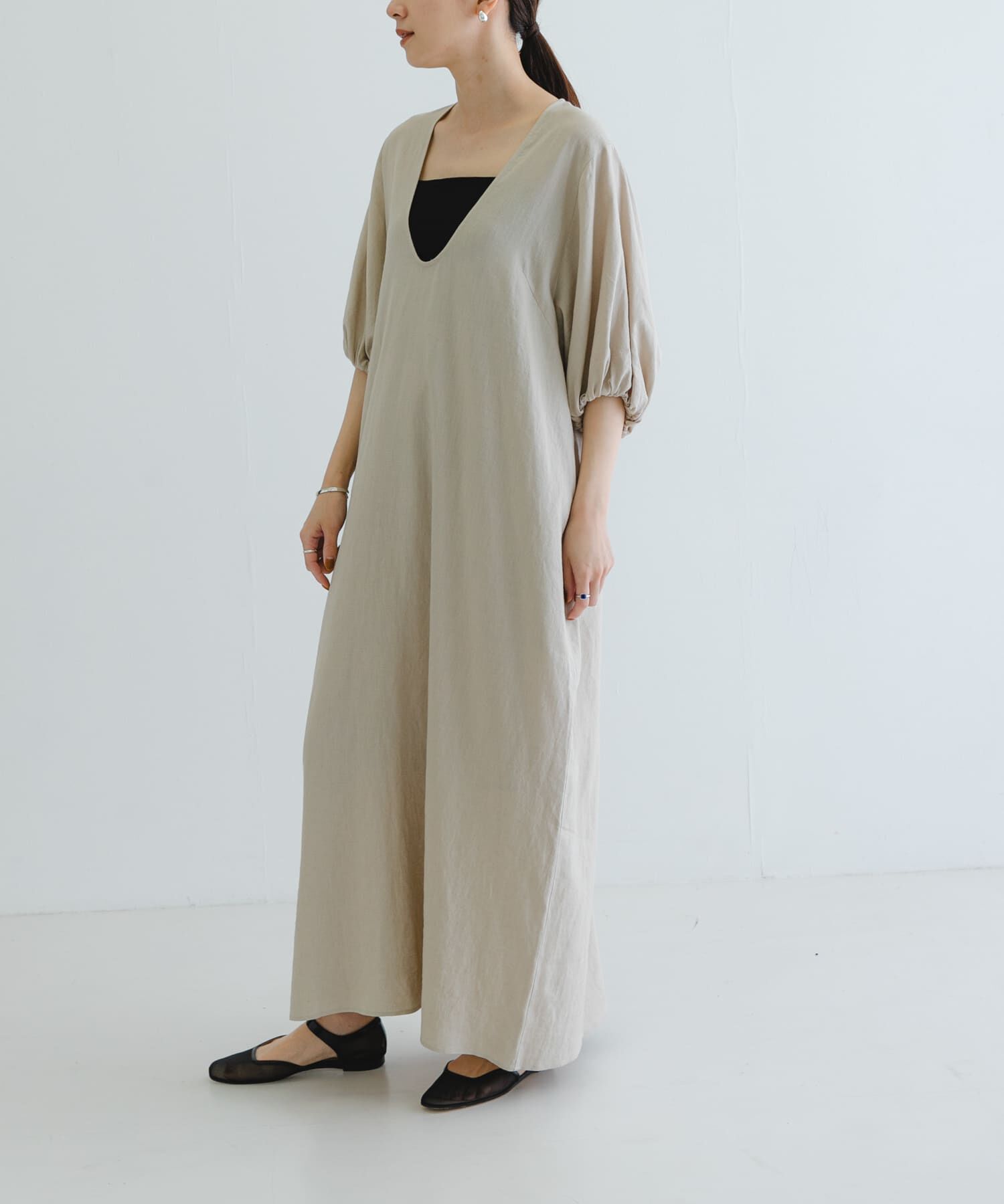 URBAN RESEARCH「リネンレーヨンUネックワンピース」|ワンピース|