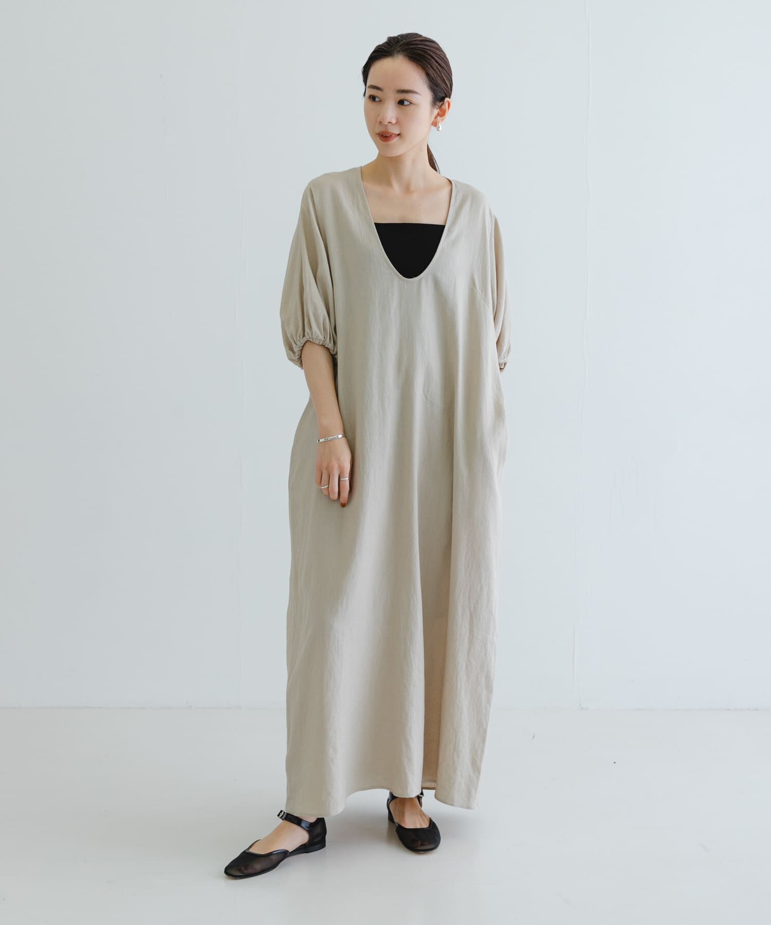 URBAN RESEARCH「リネンレーヨンUネックワンピース」|ワンピース|