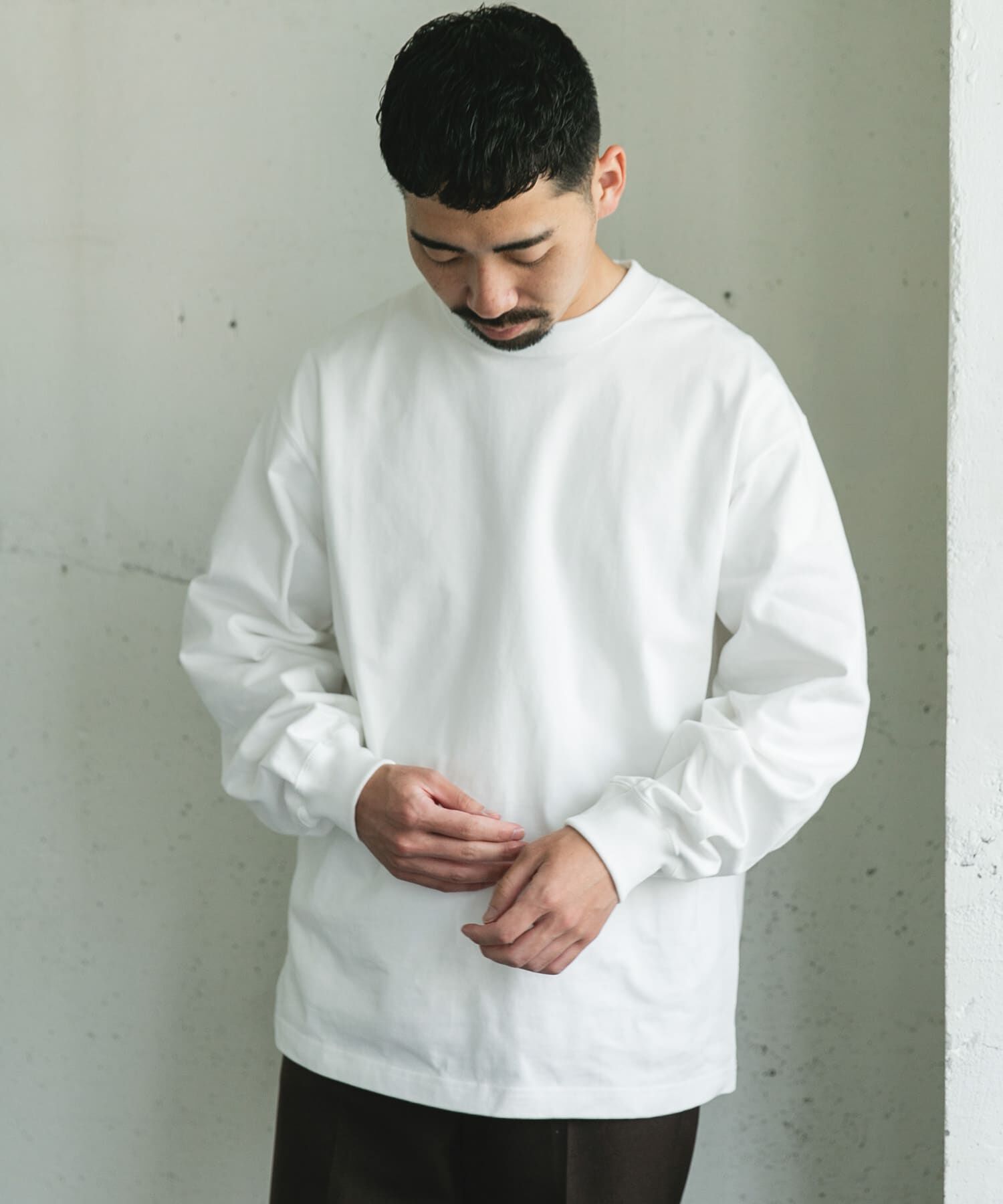 URBAN RESEARCH DOORS「10.5オンス ヘビーウェイトロングスリーブTシャツ」|Tシャツ・カットソー|