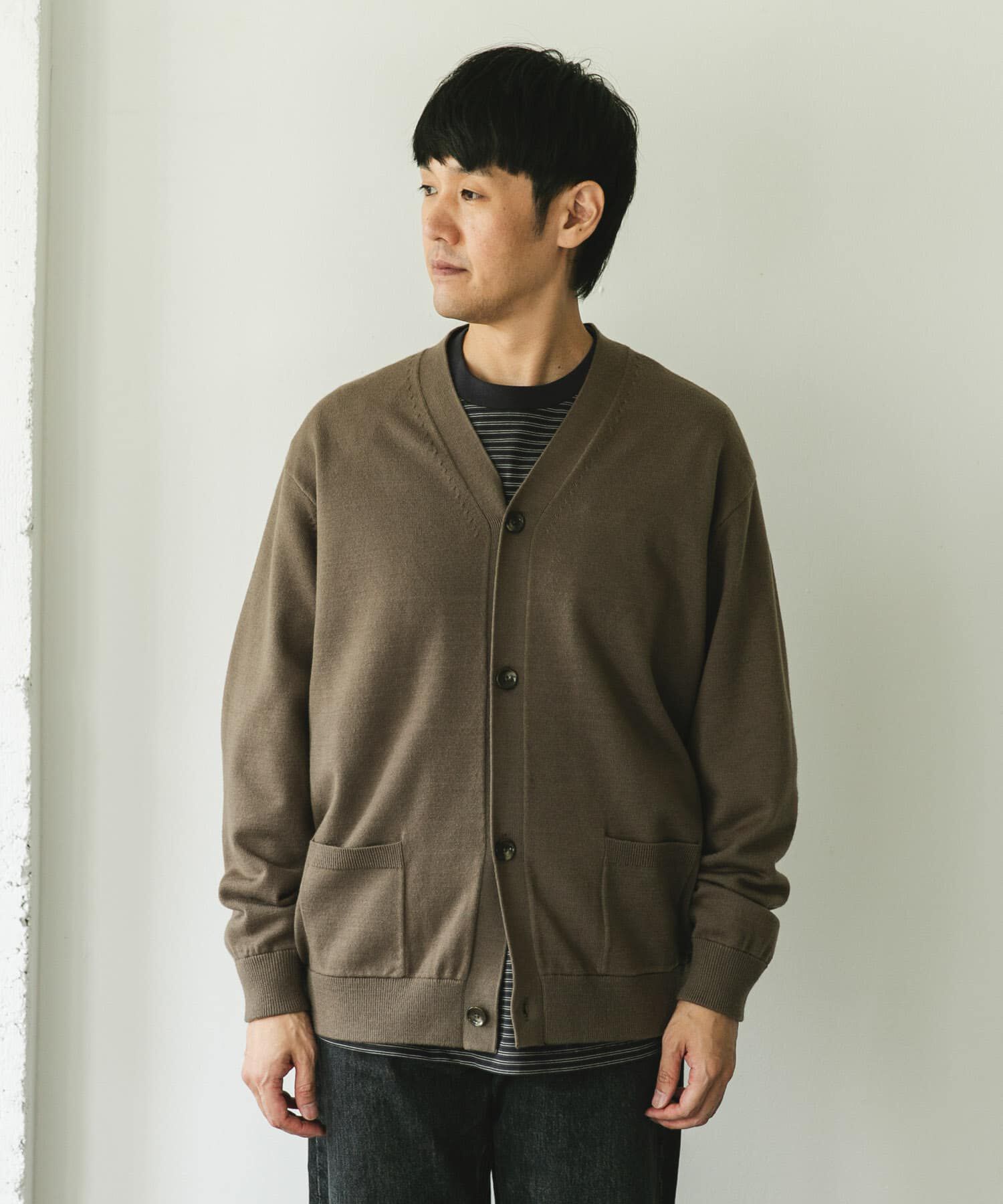 URBAN RESEARCH DOORS「『XLｻｲｽﾞ/WEB限定/仁村紗和さん着用』『UR TECH 200日ﾆｯﾄ』Vﾈｯｸｶｰ」|カーディガン|