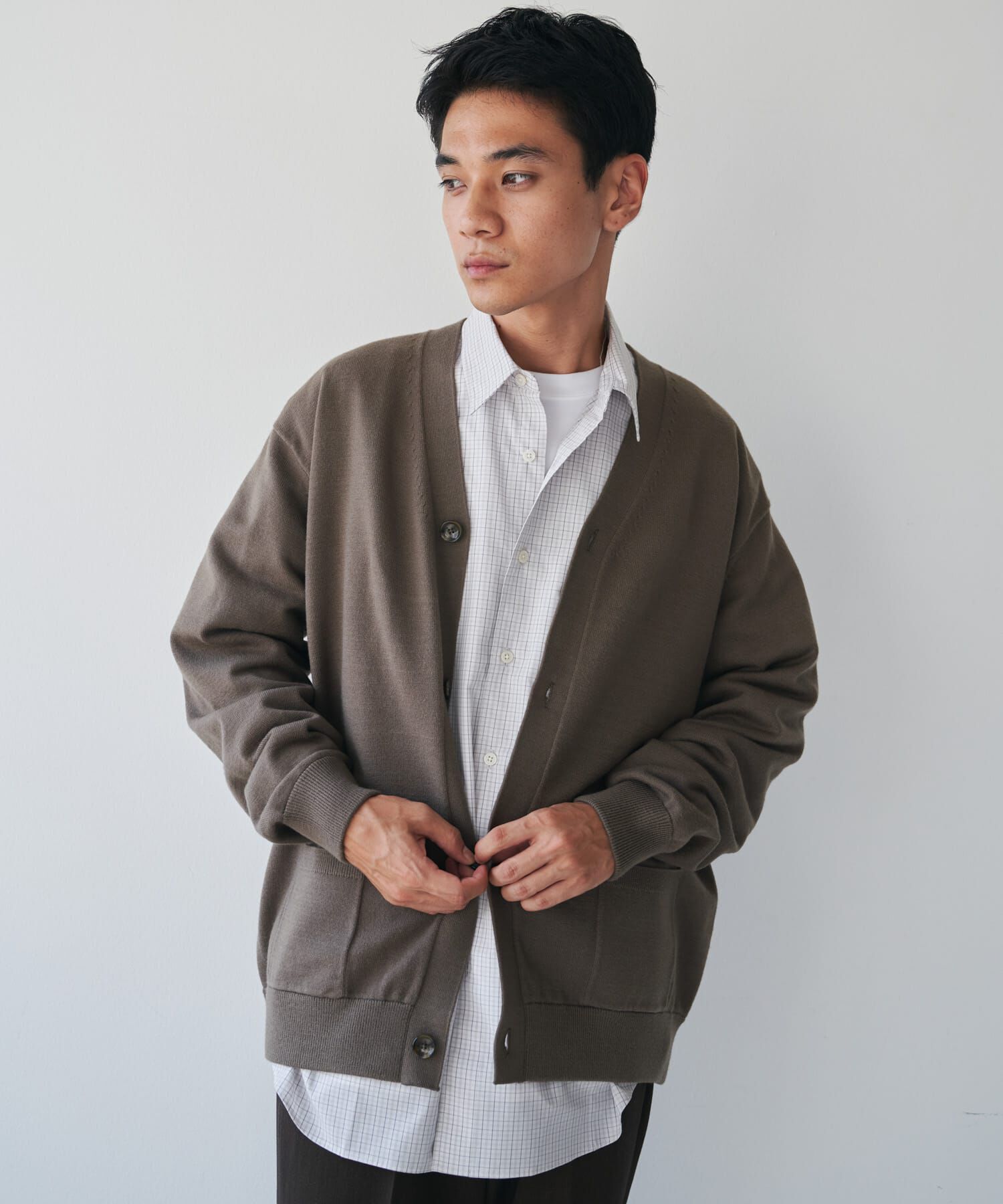 URBAN RESEARCH DOORS「『XLｻｲｽﾞ/WEB限定/仁村紗和さん着用』『UR TECH 200日ﾆｯﾄ』Vﾈｯｸｶｰ」|カーディガン|