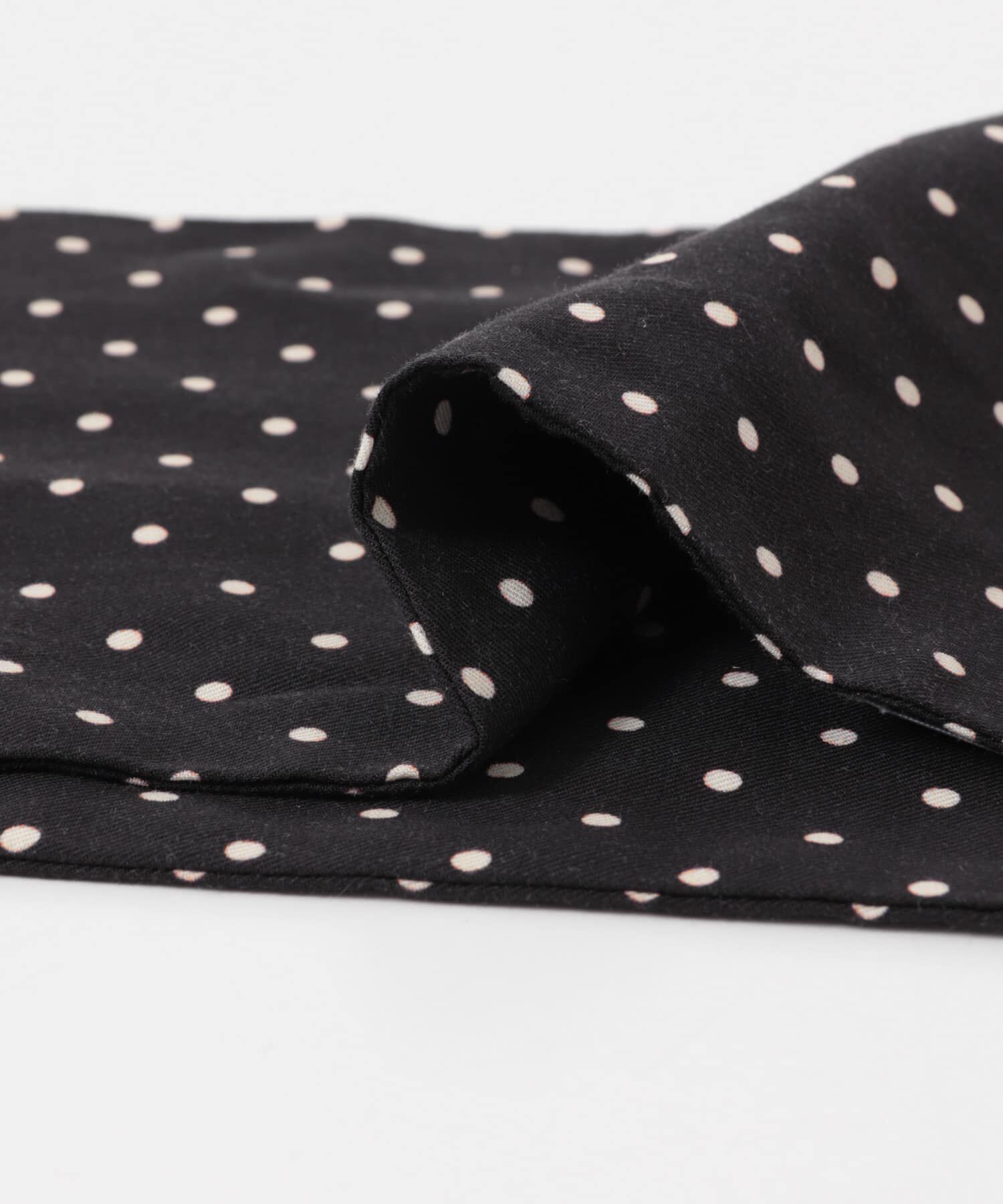 URBAN RESEARCH DOORS「LIFE STYLE TAILOR　コットンシルクドット柄ネッカチーフ」|ハンカチ|
