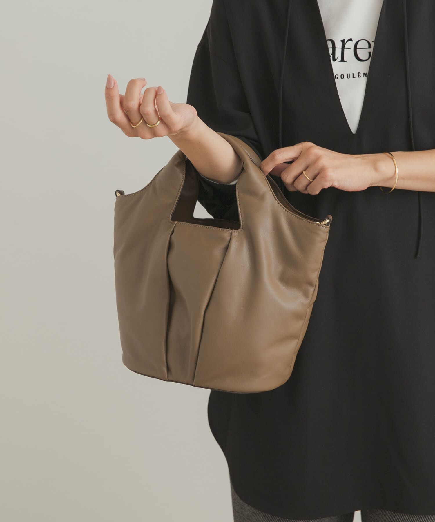 URBAN RESEARCH DOORS「パファーハンドルバッグ」|ハンドバッグ|