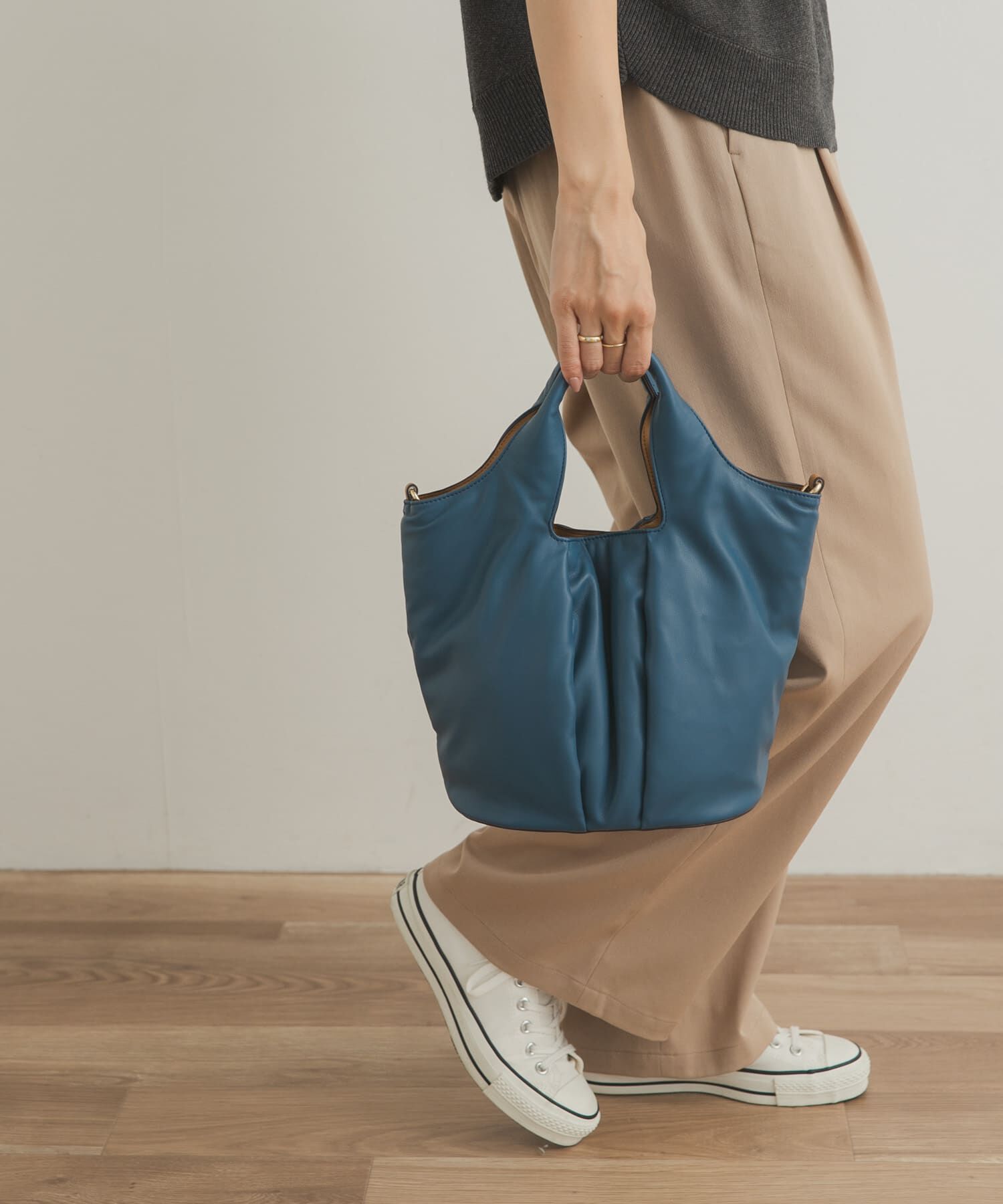 URBAN RESEARCH DOORS「パファーハンドルバッグ」|ハンドバッグ|