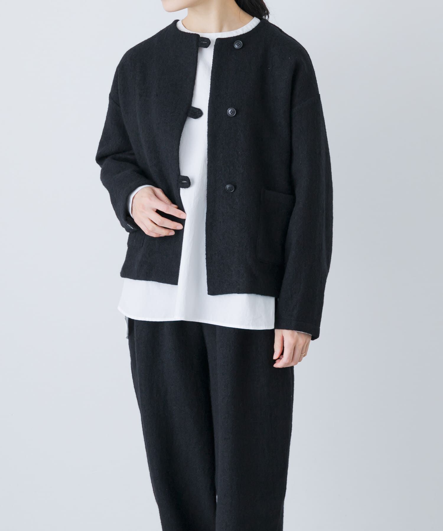 かぐれ「ウールクルーネックジャケット」|ノーカラージャケット|