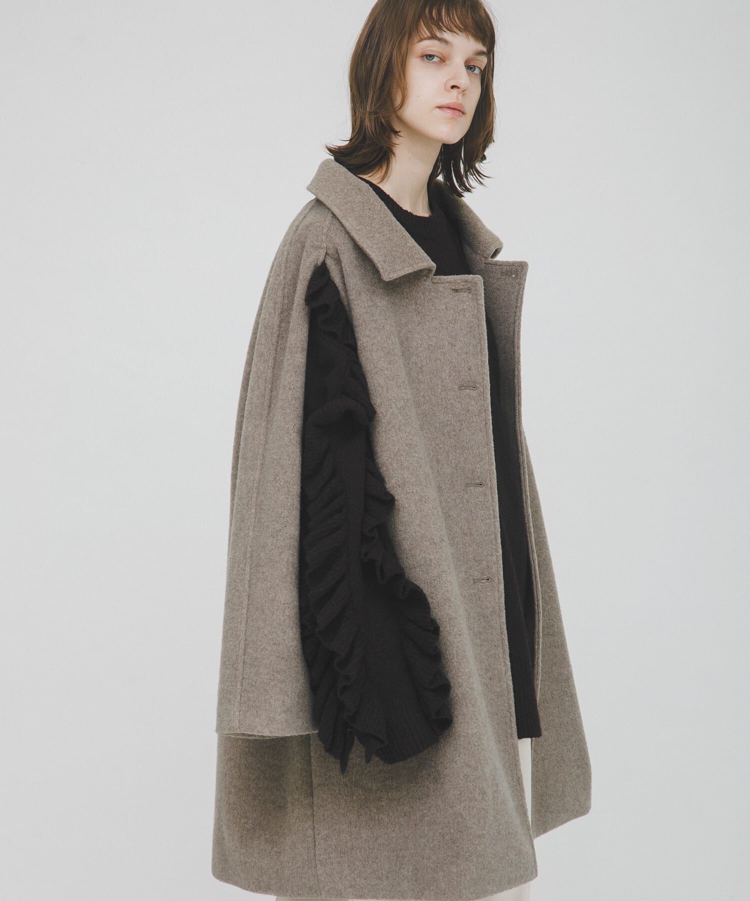 LAATO「balmacaan coat」|ステンカラーコート|キャメル